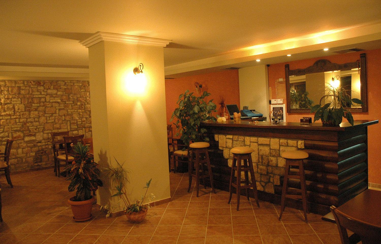 Aroanios Hotel クリトリア エクステリア 写真